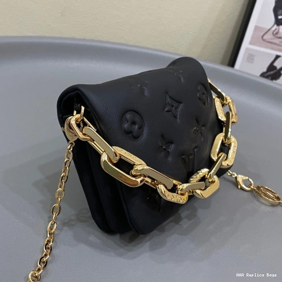 Aaa replica ru VUITTON Coussin LOUIS Beltbag 0805